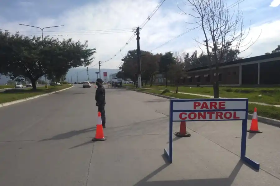 Yerba Buena: nadie que no sea de la ciudad o esencial podrá ingresar hasta el lunes