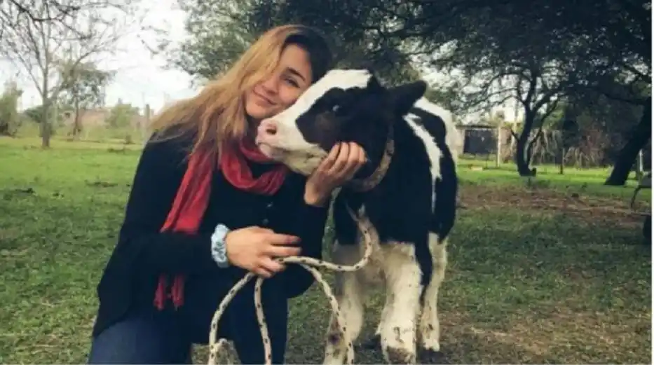 La familia de la joven que murió tirada en el piso por covid denunció al personal de tres hospitales
