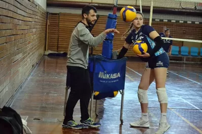 Voley: para adelante, sin selección