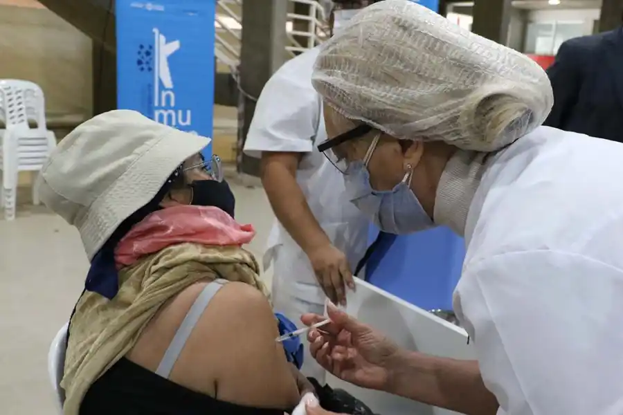 SE AGRANDA LA FRANJA. Esta vez les tocará a las personas de entre 45 y 49 años. GENTILEZA MINISTERIO DE SALUD PUBLICA