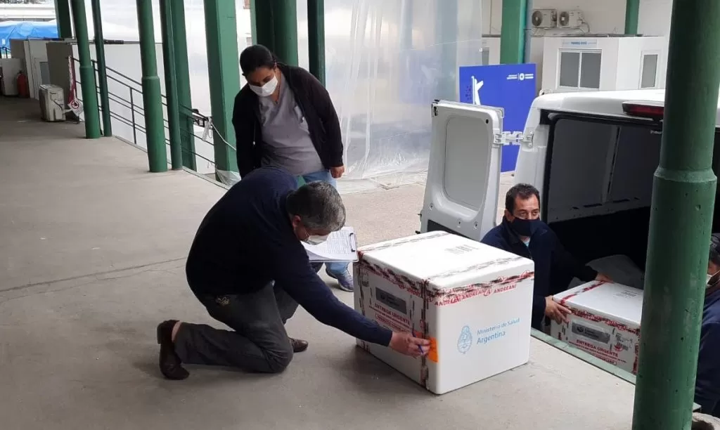 Nuevo lote de vacunas rusas en Tucumán. Ministerio de Salud