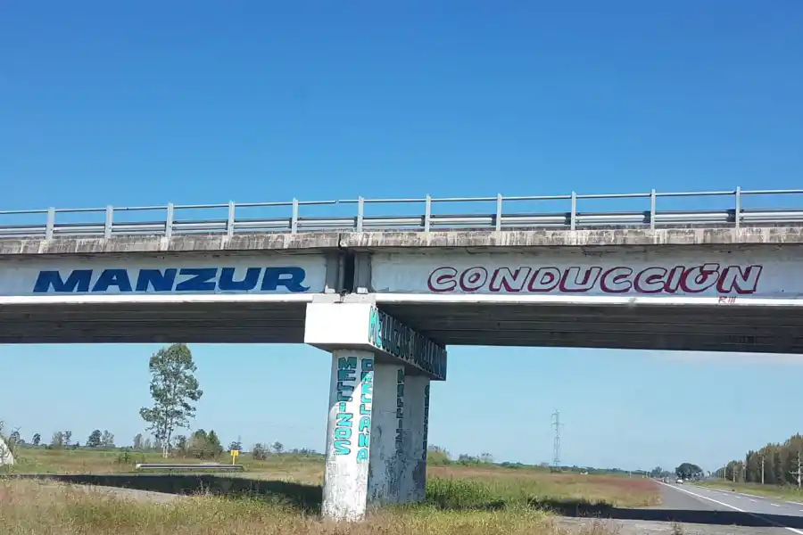 Pintadas manzuristas en la comuna de San Pablo y la disyuntiva alfarista por dos radicales