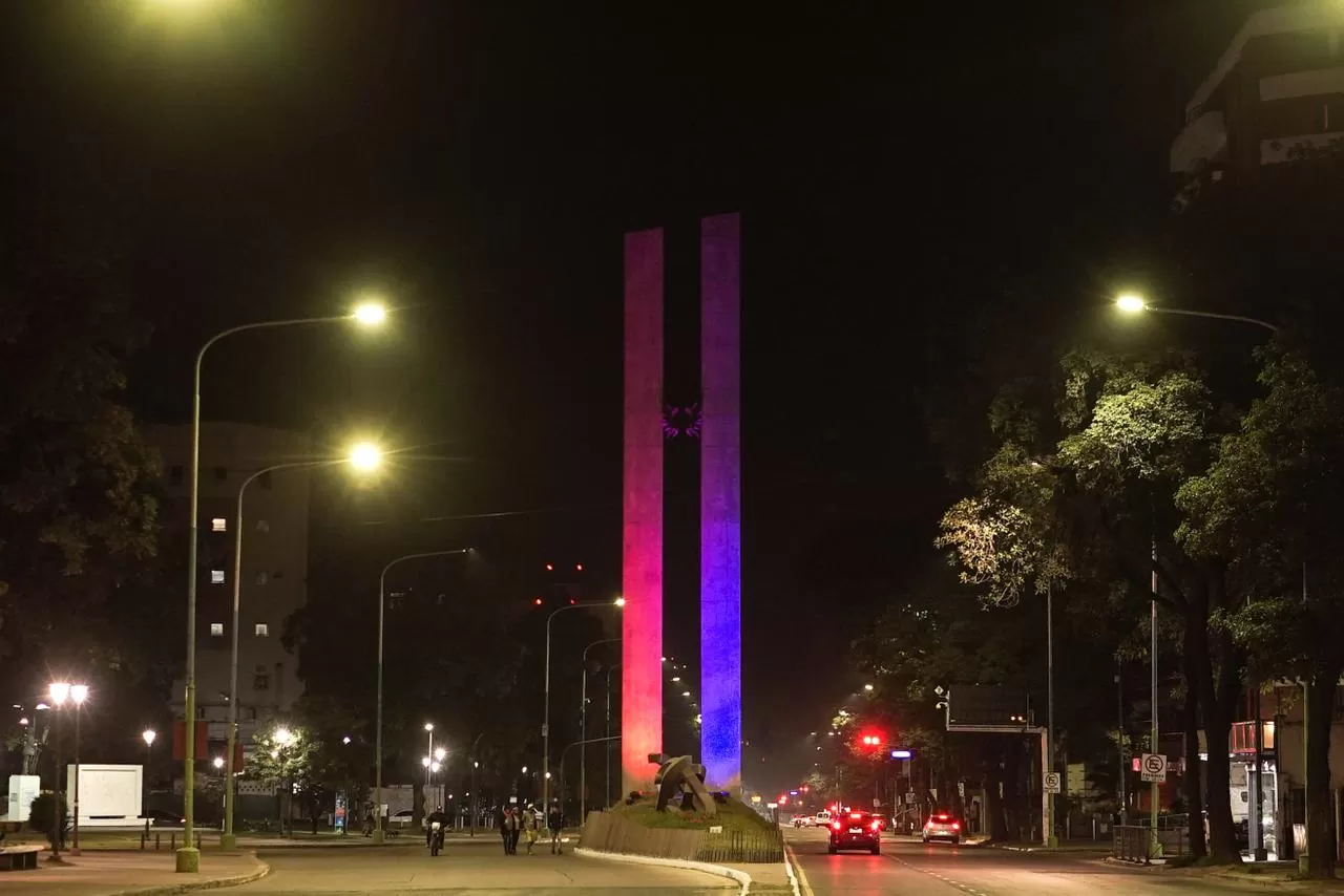 ¿Por qué la Casa Histórica y el Monumento al Bicentenario se tiñeron con los colores croatas?