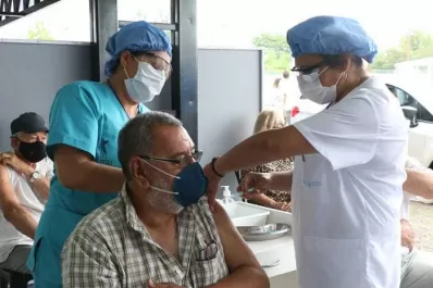 Mañana vacunarán en el interior con la segunda dosis de la Sputnik V