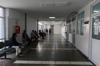 Tucumán tiene una ocupación mayor al 95% en UTI, según un sondeo