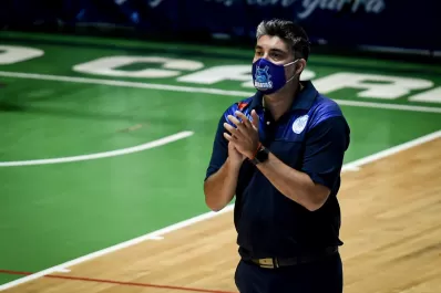 Lucas Victoriano fue confirmado como nuevo entrenador de Instituto