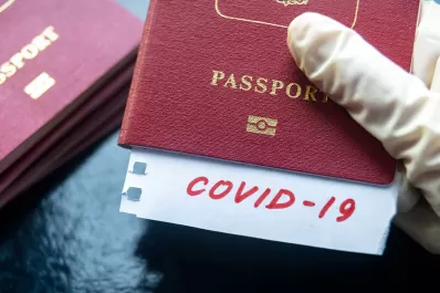 El pasaporte sanitario ya rige en siete países europeos