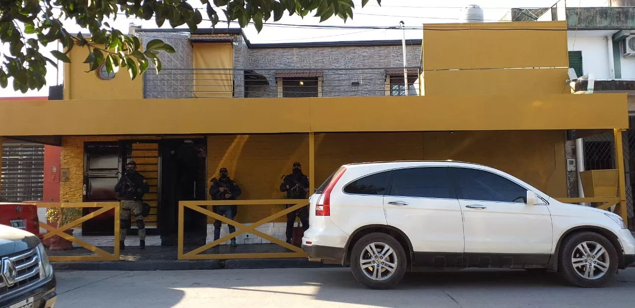 La Policía Federal realizó un operativo antidroga en Lules