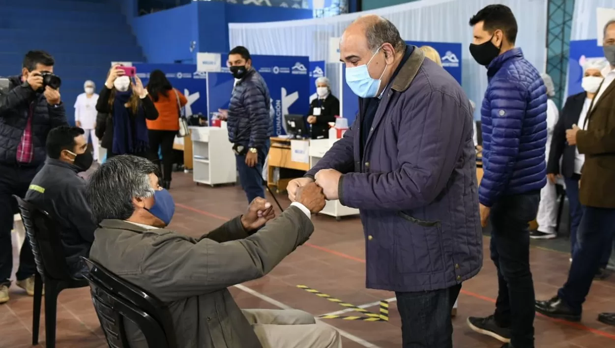 AVANCE. Esperan vacunar a 4.000 personas en Monteros hasta mañana.