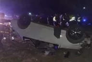 Una rueda suelta en la ruta habría provocado el accidente sobre el puente de San Cayetano