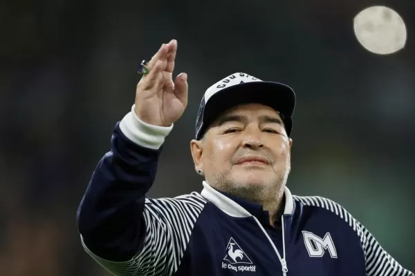 La Liga Profesional rendirá homenaje a Maradona en el día de su cumpleaños