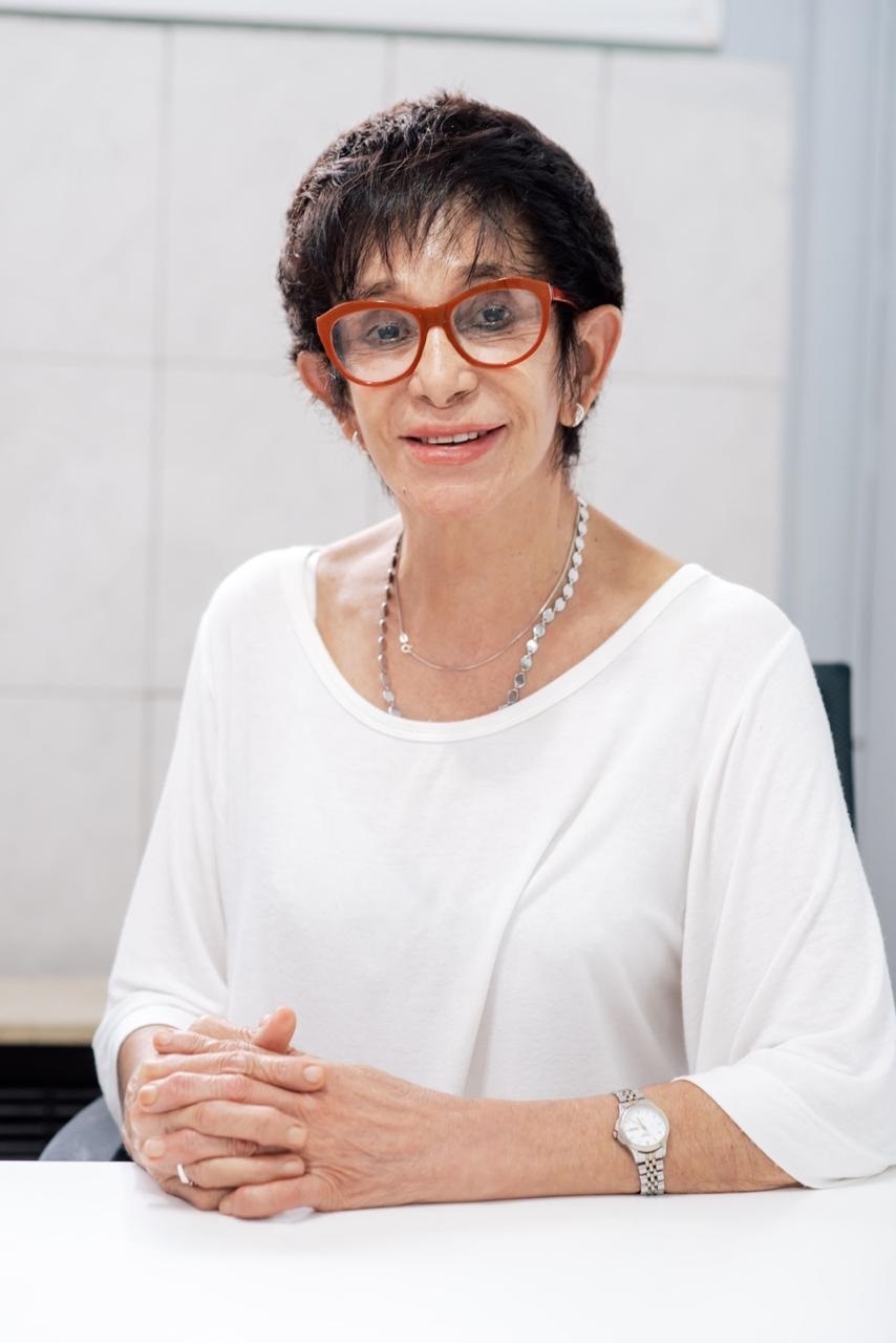 Aída Torres, infectóloga