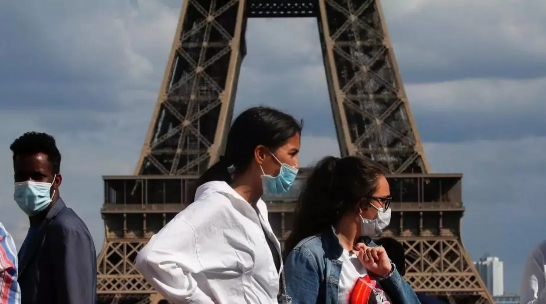 Francia: detectan un foco de contagio de la variante Delta del coronavirus