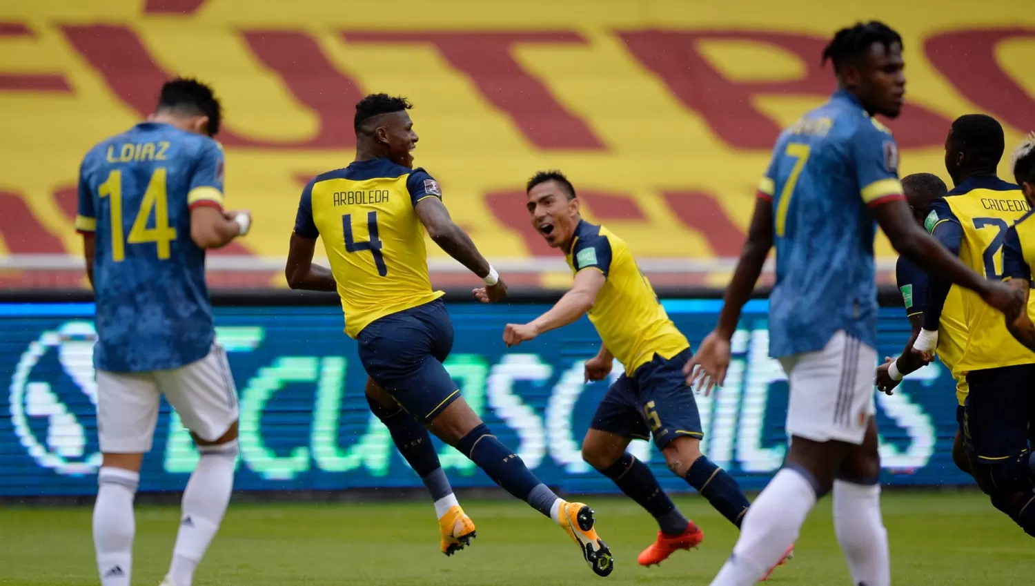 VICTORIA PARCIAL. Copa América: Colombia se impone sobre Ecuador al término del primer tiempo.