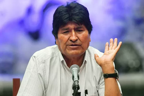 Bolivia: investigarán la presunta vacunación irregular de la hija de Evo Morales