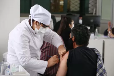 Chahla dijo que el padrón del grupo de 35 a 39 años supera las 140.000 personas