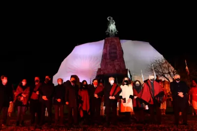 Los homenajes a Güemes se iniciaron con una ruidosa marcha contra Fernández
