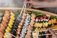 Palillos al ataque: todo lo que debés saber sobre sushi