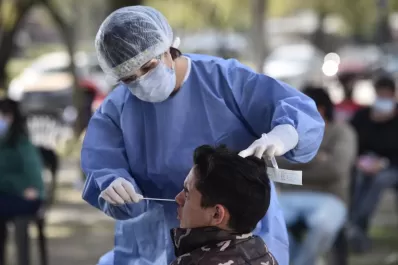 Casos de covid-19 en baja: Argentina registró 67 muertos y 1.397 contagios en las últimas 24 horas