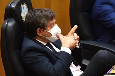 Bussi, a Morales: revise su posición, contaminada por cegueras ideológicas