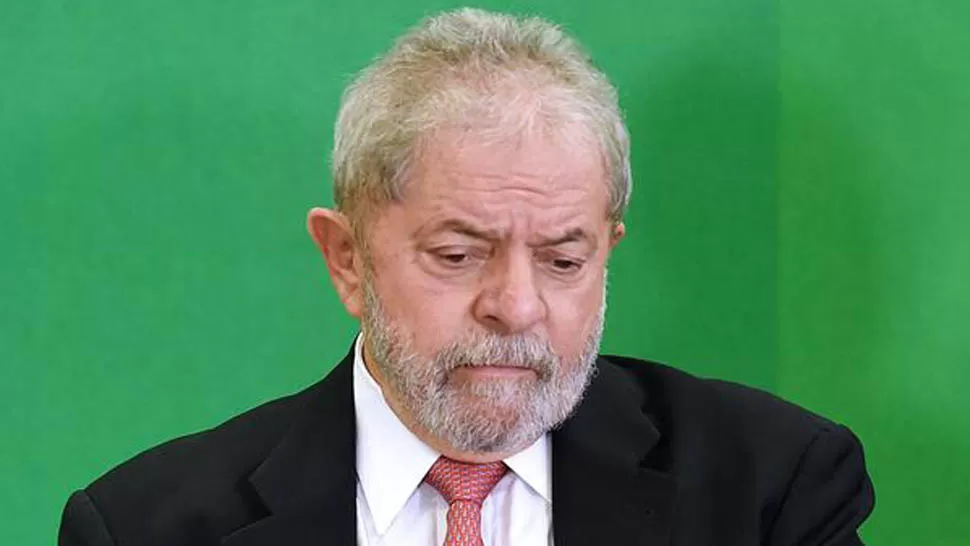 Demora en la vacunación: Lula calificó de “genocidio” el medio millón de muertos por coronavirus en Brasil