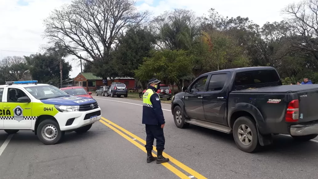 Nieve en los valles: la Policía habilitó el tránsito en la ruta 307