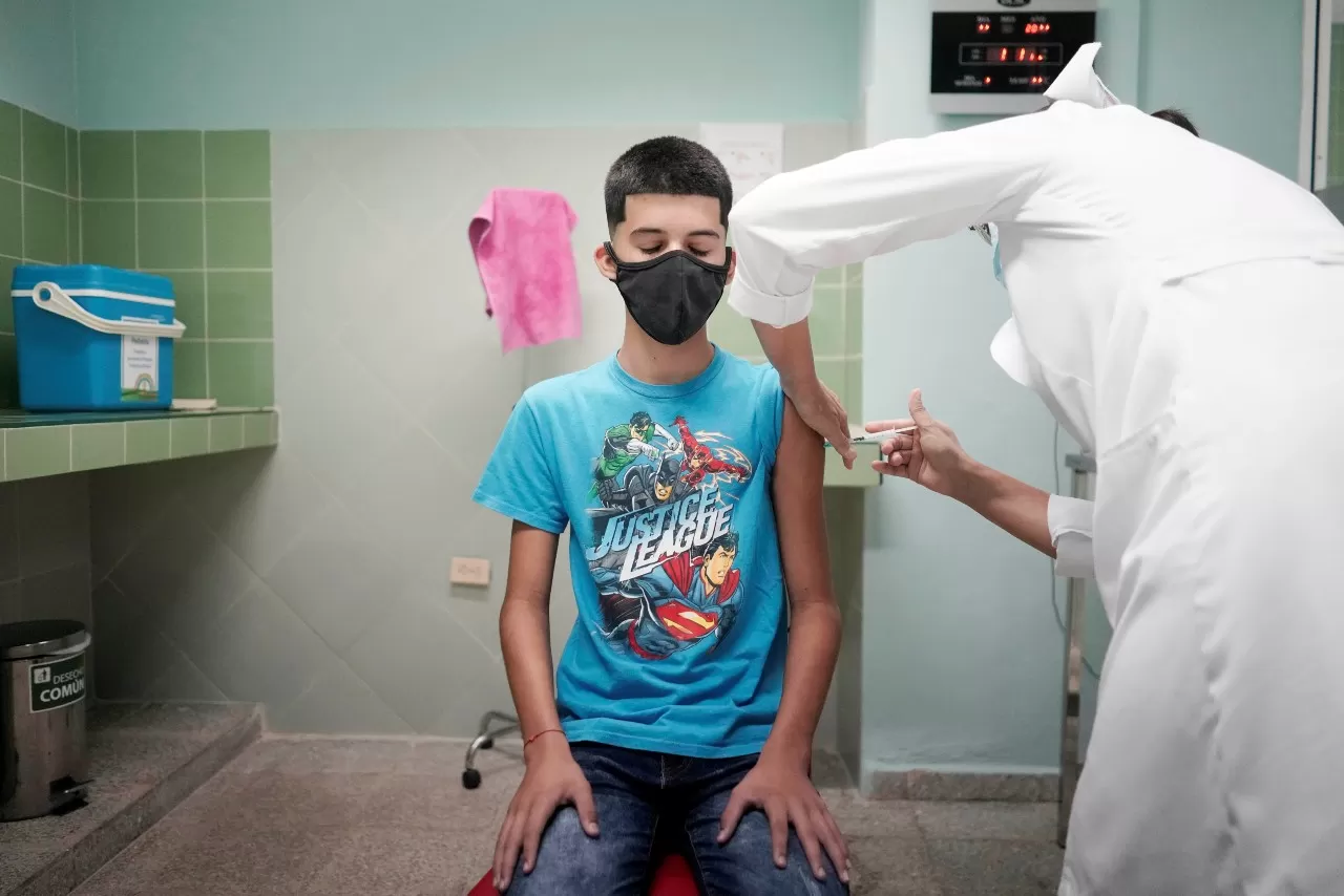 CUBA. Las autoridades anunciaron que comenzarán a vacunar a todos los menores de 18 años.