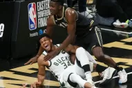 Se lesionó Antetokounmpo y Atlanta igualó la final del Este en la NBA