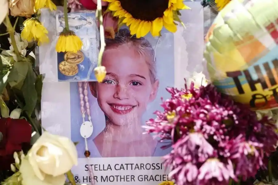 Derrumbe en Miami: un bombero halló muerta bajo los escombros del edificio a su hija argentina