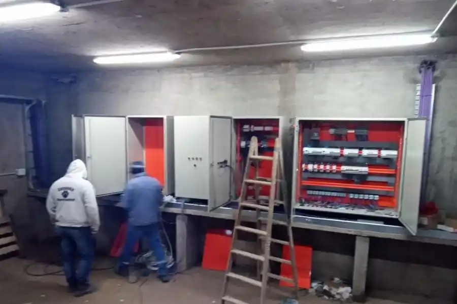 SALAS DE CONTROL. Parte del subsuelo de la plaza Independencia. Foto: Gentileza Secretaría de Obras Públicas municipal / Alfredo Toscano