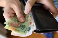 Cómo impactará la suba del salario mínimo vital y móvil en los planes sociales