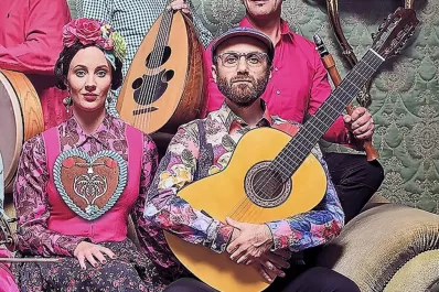 En la guitarra laten acordes criollos, andaluces y árabes