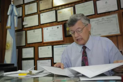 El fiscal federal Gómez se opone a que la causa contra Bussi por covid-19 pase a la provincia