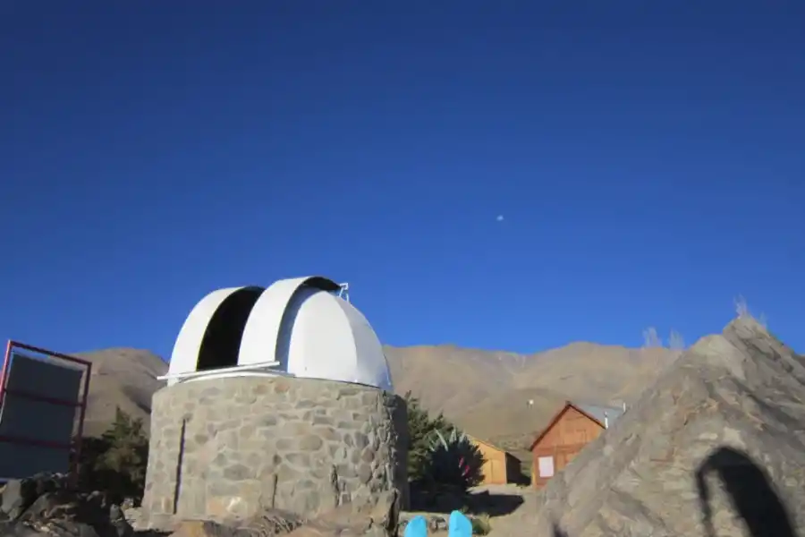 Ampimpa: una invitación a disfrutar de la astronomía, el paisajismo y la fotografía