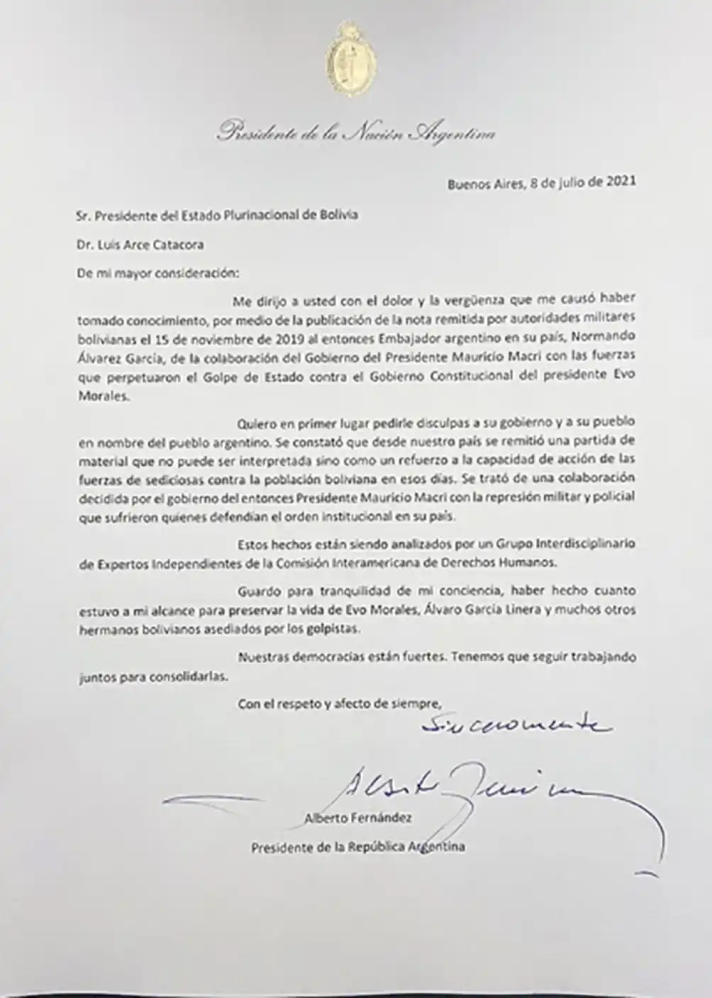 DISCULPAS. Le pidió Fernández a su par de Bolivia, Luis Arce. 