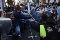 Marcha contra el Presidente en Tucumán: hubo incidentes entre manifestantes y la Policía
