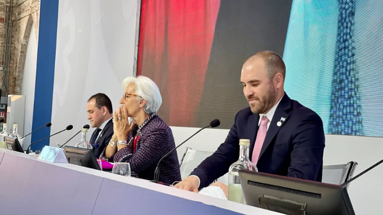 EN EL PANEL. Guzmán participó del foro junto a Lagarde, ex directora del FMI.