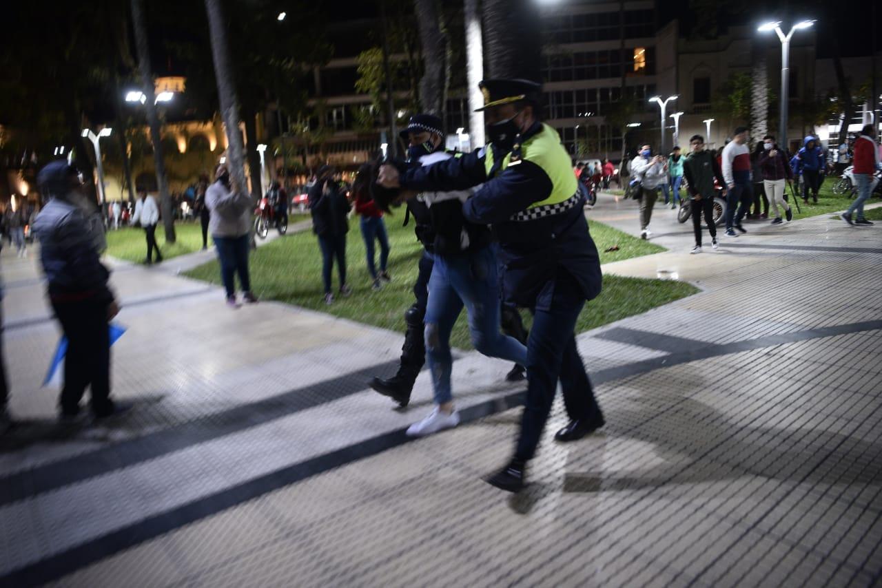 En Concepción hubo festejos, pero también incidentes y demorados    