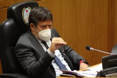 FR quiere terminar “con el caudillismo del peronismo”