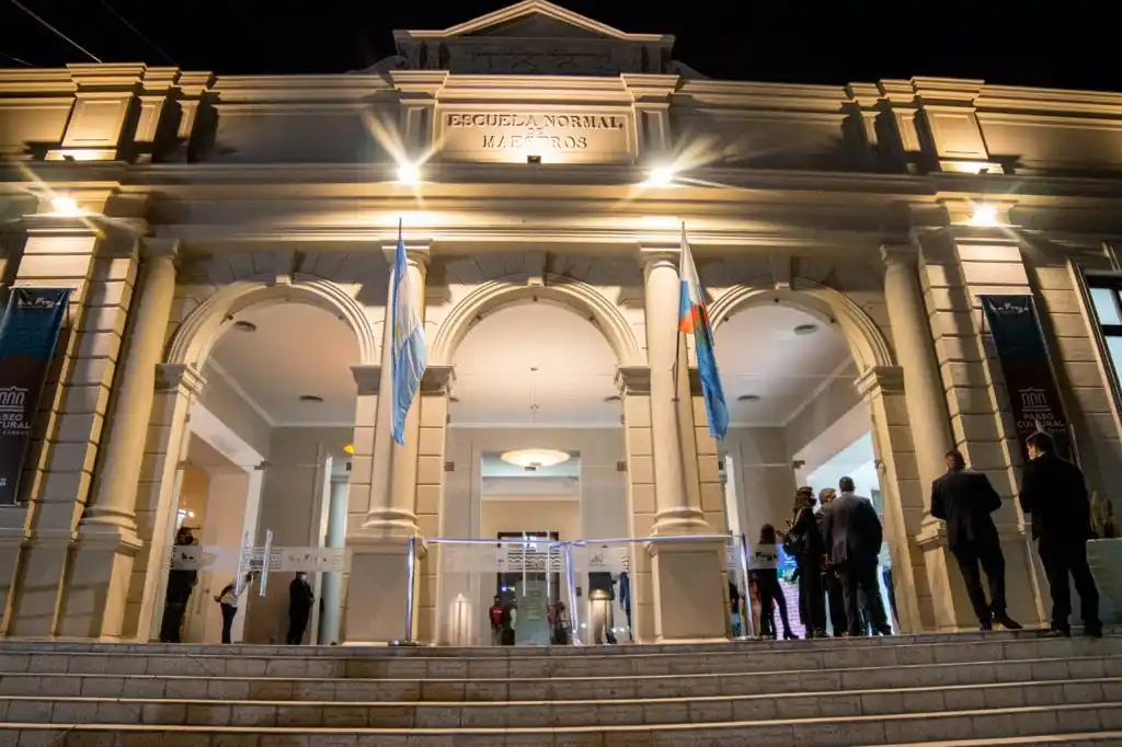 PASEO CULTURAL CASTRO BARROS. IMAGEN DE TURISMO LA RIOJA. 