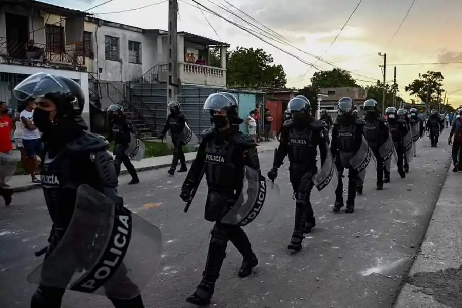 Las calles de La Habana se militarizaron para evitar nuevas protestas