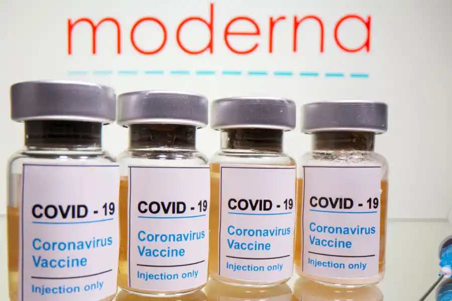 NUEVA VACUNA. Es la primera vez que se pondrá Moderna en el país.