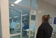 “Adentro los pacientes se juegan la vida y afuera juegan con la vida”