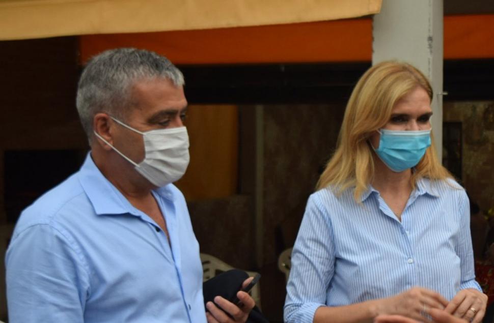 DUPLA RADICAL. Cano y Elías de Pérez definen qué harán en las PASO. twitter @SilviaEdePerez
