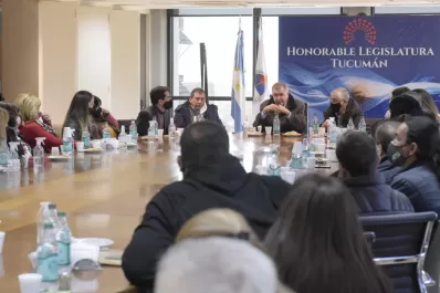 Víctor Arias: “Massa no respeta al Frente Renovador”