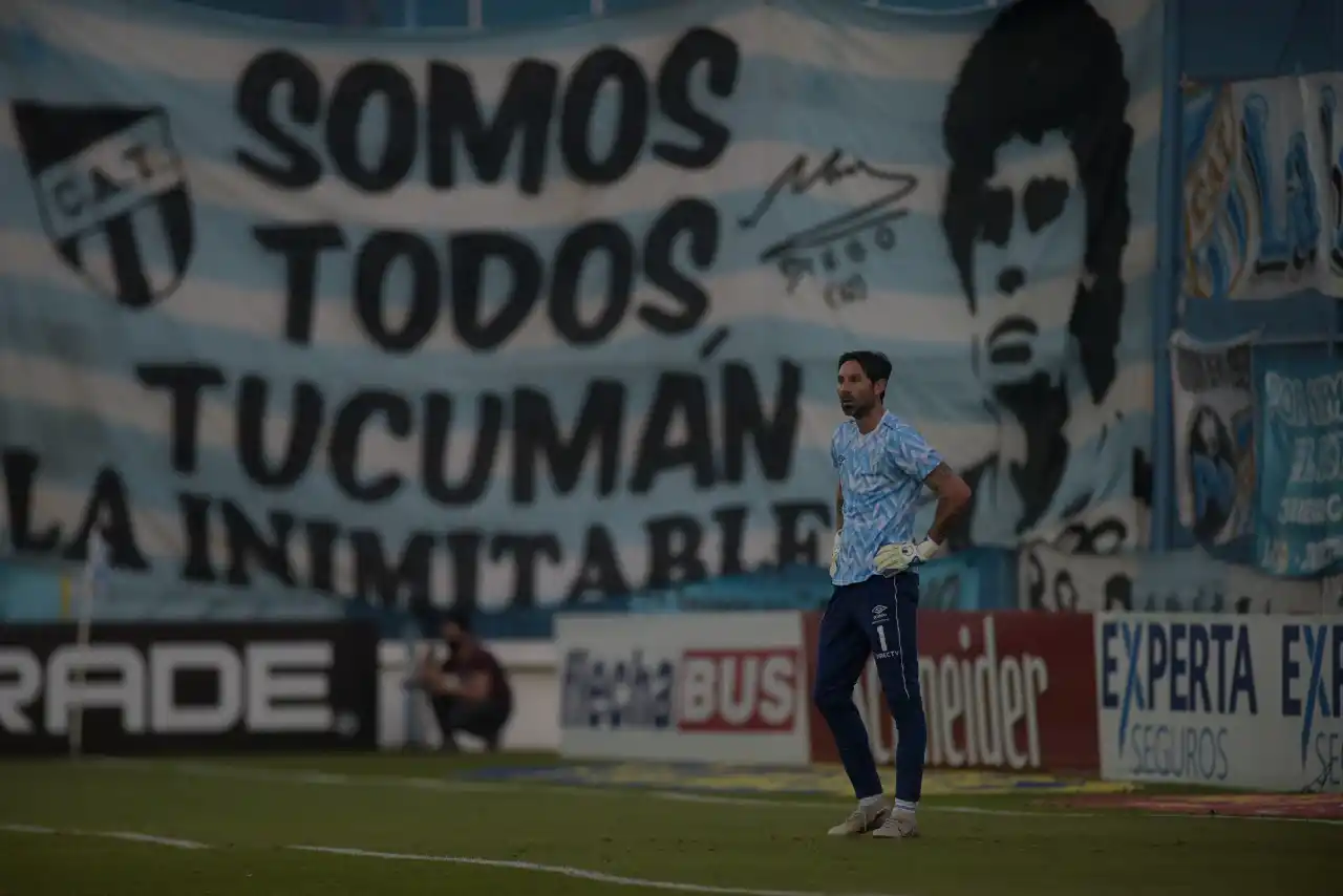 EN EL ARCO. Cristian Lucchetti, el experimentado guardametas 