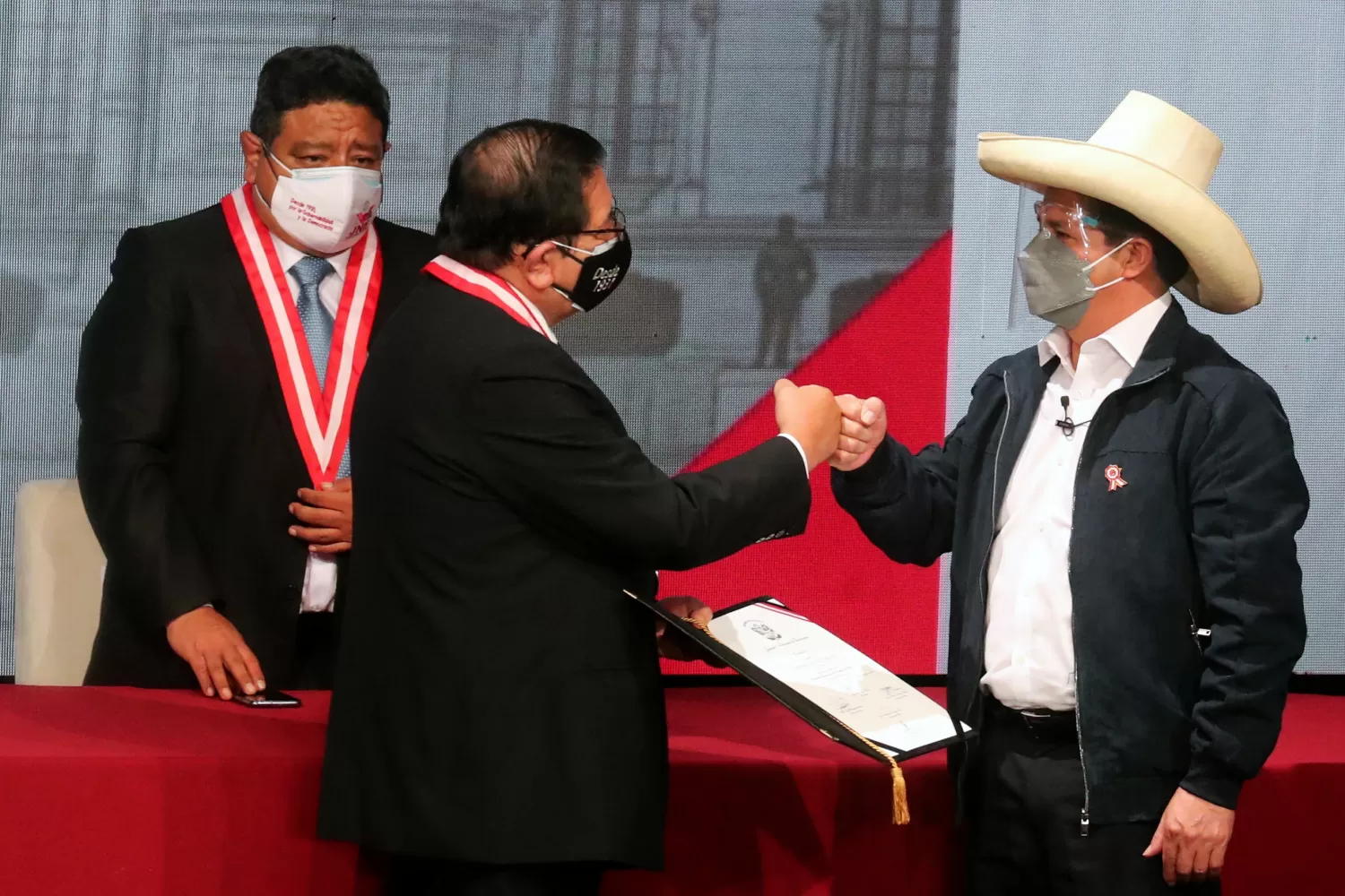 El Congreso de Perú toma posesión 