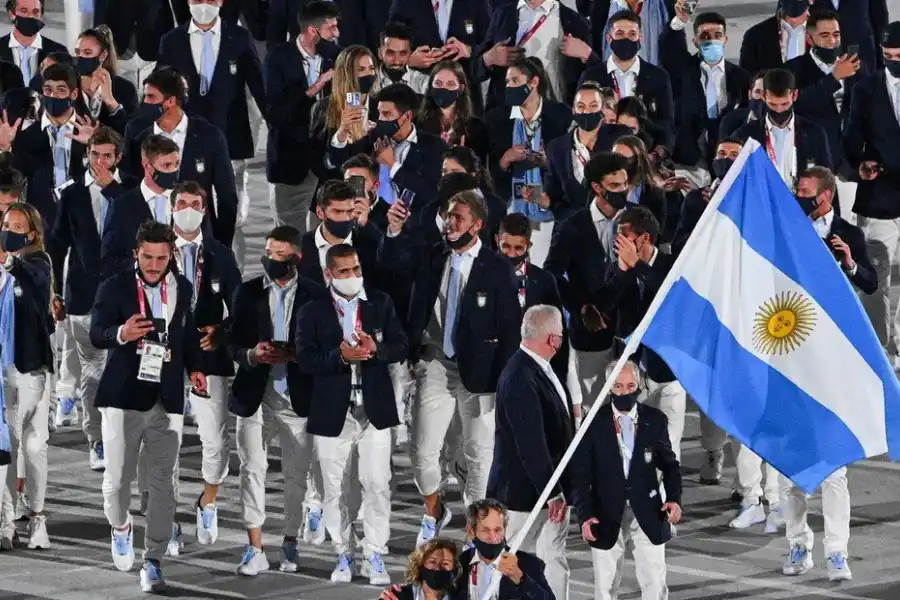 La alegría de los tucumanos en la previa de la apertura de los Juegos Olímpicos