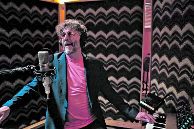 Fito Páez, imparable, se llevó los premios Gardel más deseados