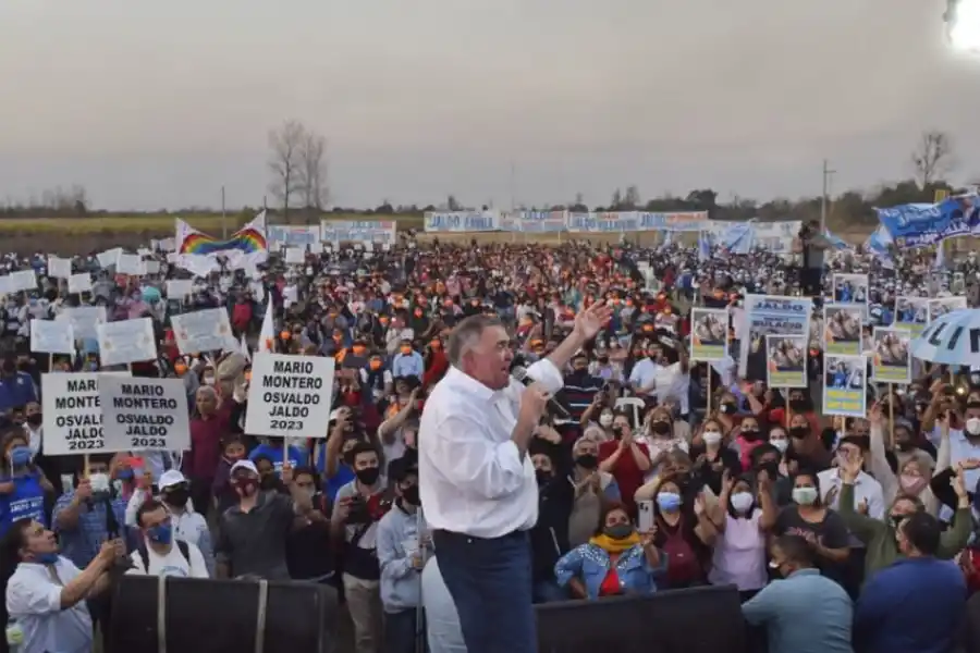 EN FAMAILLÁ. Jaldo encabezó un acto multitudinario. Foto: Prensa HLT